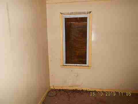 8211 Greenview (21)_m.jpg